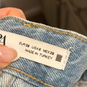 Zara Women's Light Blue Jeans